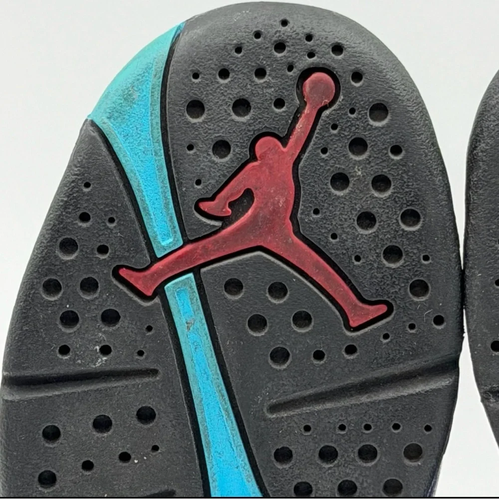 Air Jordan 8 Retro